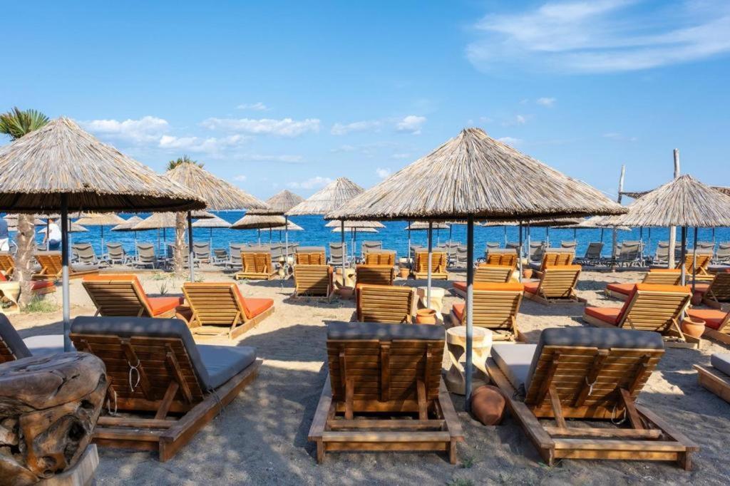 Club Kavala Beach Hotel Assos Екстериор снимка